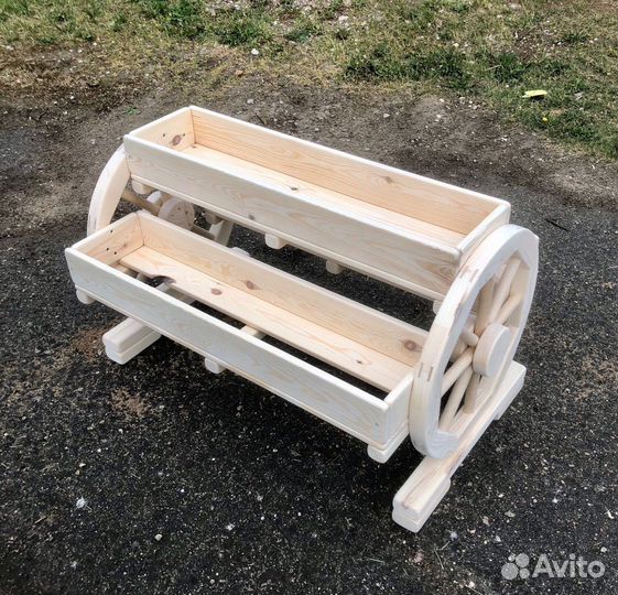 Цветочница деревянная