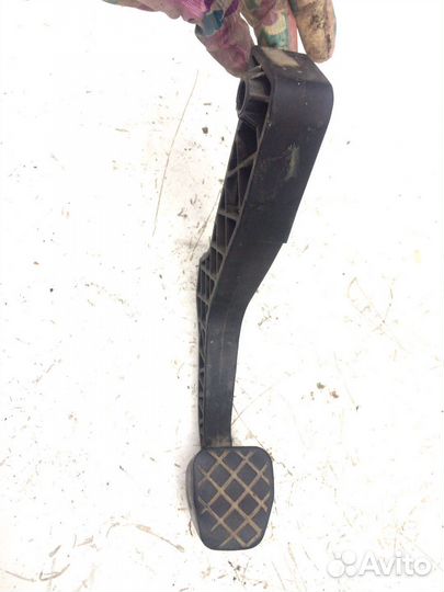 Педаль сцепления Skoda Octavia A4 tour