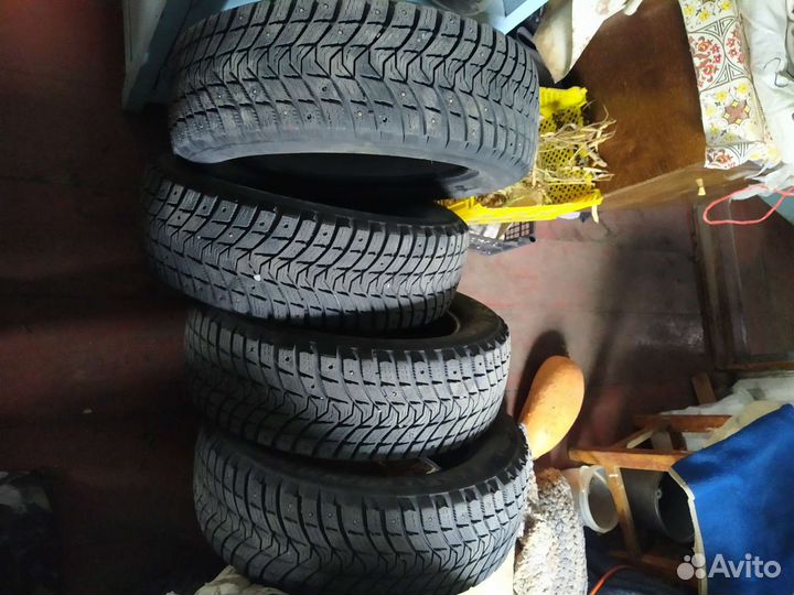 Michelin X-Ice 185/60 R15