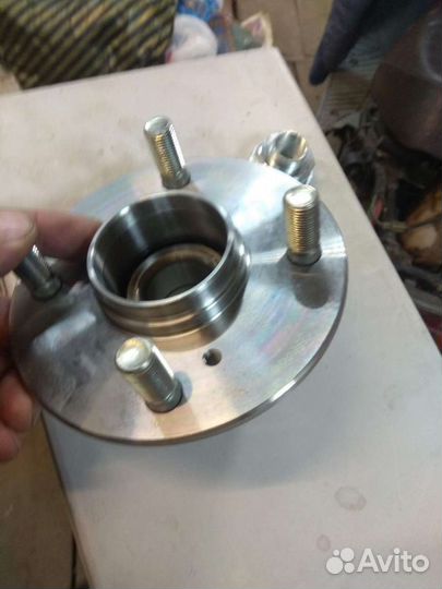 Ступица задняя Сузуки Suzuki Liana/Aerio Baleno