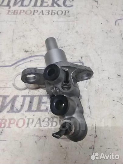 Цилиндр тормозной главный VW Tiguan 2007-2011