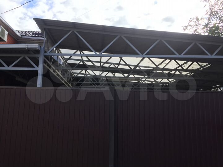 Дом 200 м² на участке 10 сот.