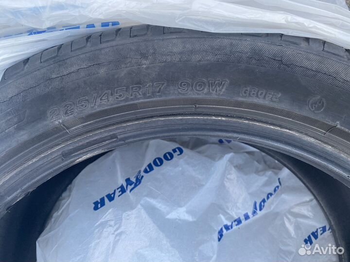 Bridgestone Regno GR-8000 225/45 R17