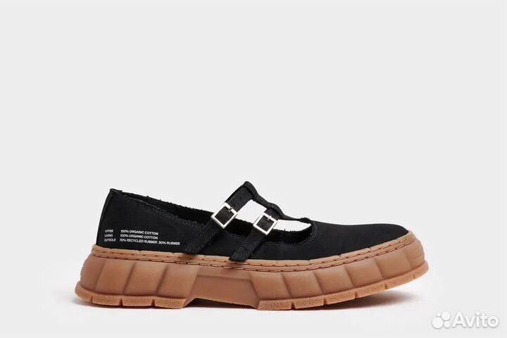 Viron 2001 black canvas