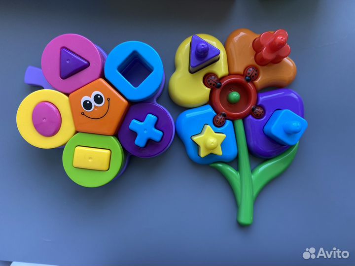 Развивающие игрушки для малышей(коробка)