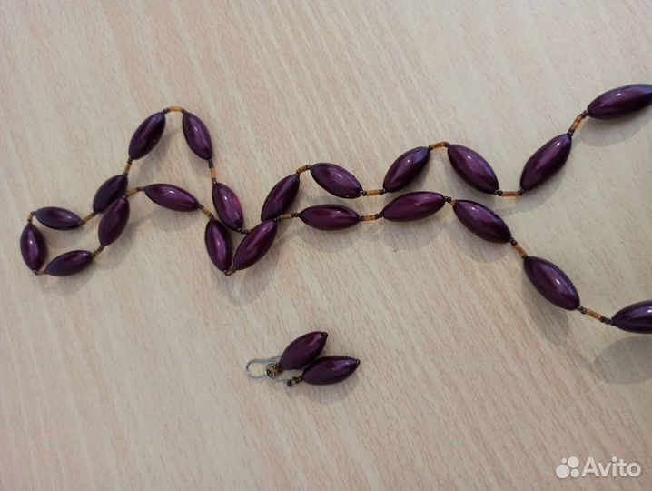 Бусы с серьгами