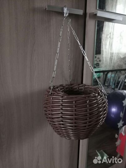 Кашпо подвесное из ротанга, ручная работа