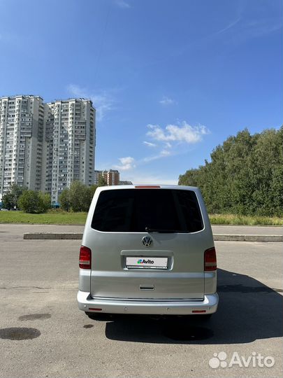 Volkswagen Multivan, 2011