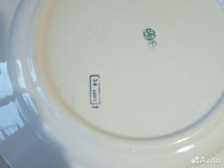 Блюдо старинное, фаянс, d-34см