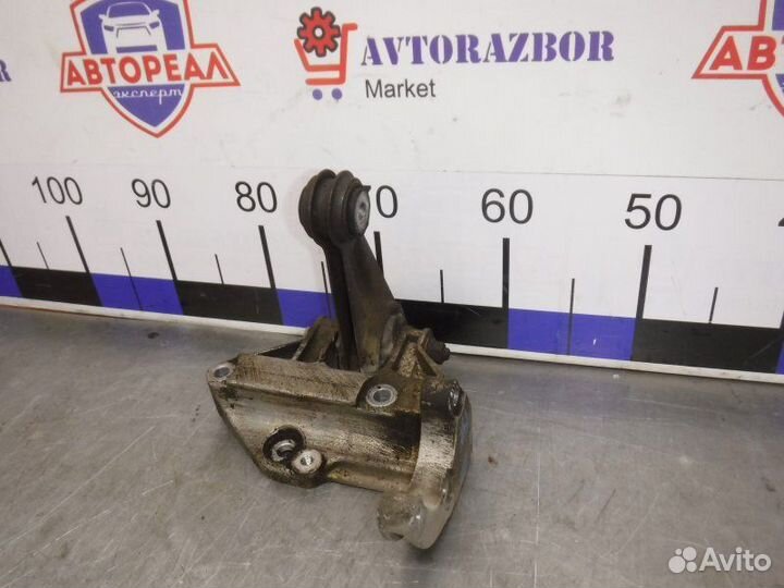 Опора двигателя Лада Приора 21126 2010