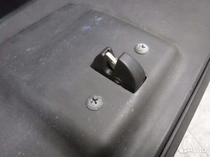 Бардачок Ssang Yong Kyron D20DT 2009