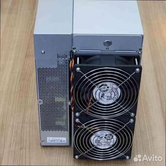 Топовый asic Antminer S19j Xp 151 ths