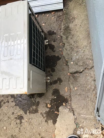 Наружный блок кондиционера 09