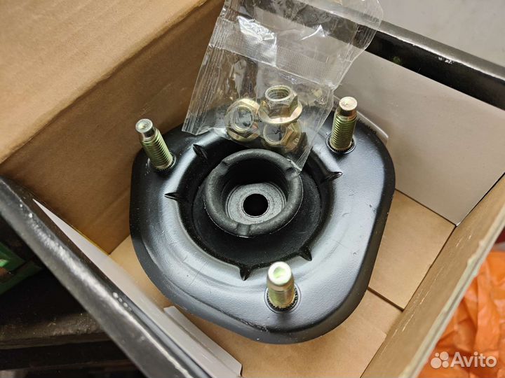 Опора переднего амортизатора Ram 1500