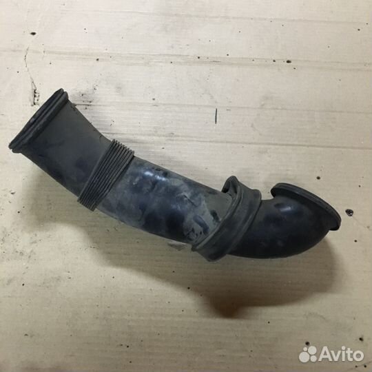 Воздуховод Патрубок Ауди Ку7 Audi Q7 4L Туарег 7L