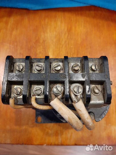 Трансформатор 380v-12v