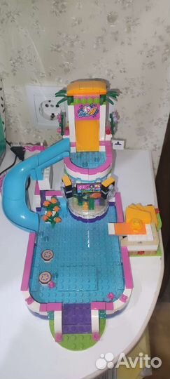 Lego Friends летний бассейн