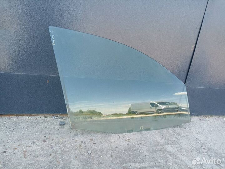 Стекло дверное переднее правое Ford Fusion CBK 1.6