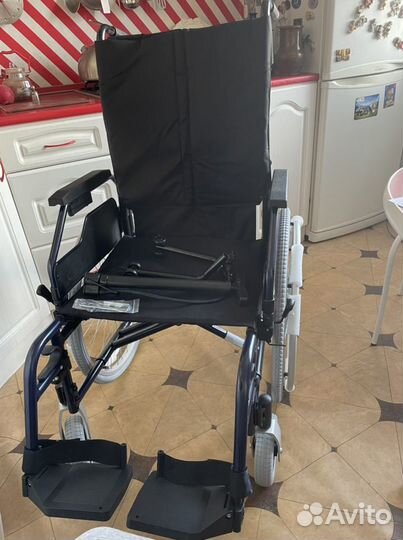 Инвалидная каляска новая в упаковке