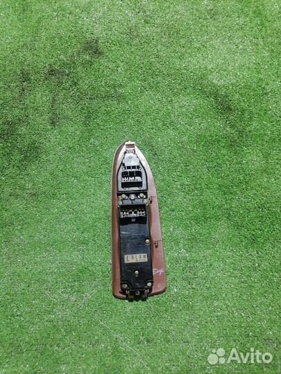 Блок управления стеклоподъемниками Mazda Protege