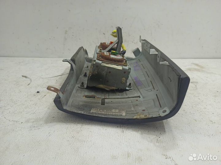 Подушка безопасности в торпеду