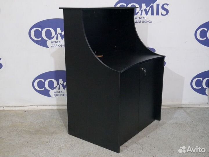 Стойка ресепшн