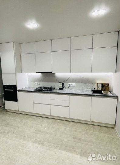 Кухня до потолка на заказ