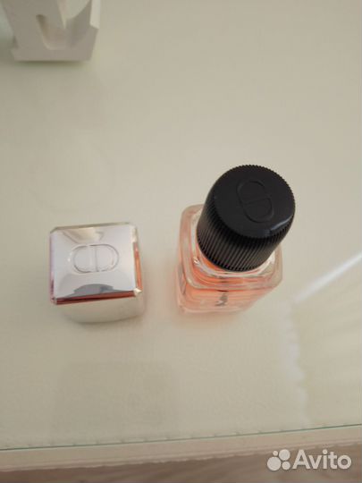 Лак для ногтей Dior