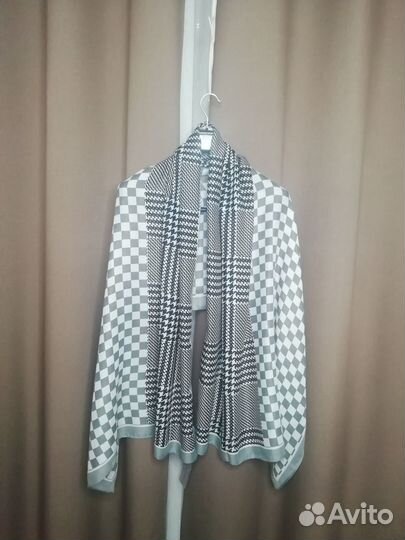 Шарфы и палантины серый