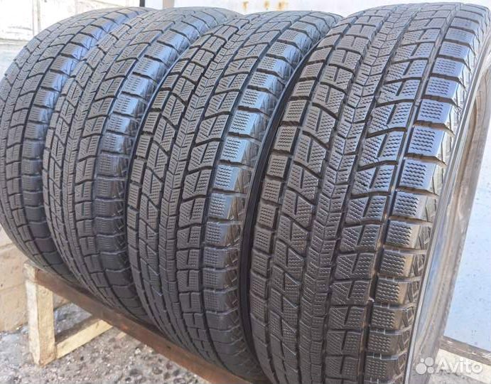 Dunlop Winter Maxx SJ8 225/65 R17 102Q