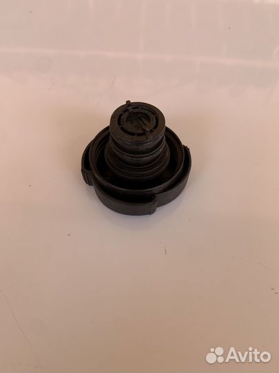 Крышка радиатора BMW E39