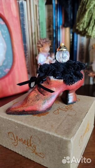 Туфелька-игольница