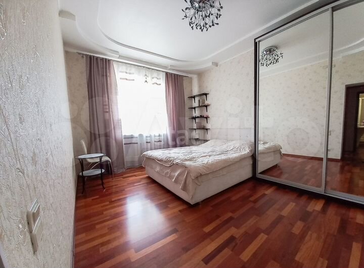 4-к. квартира, 132 м², 11/13 эт.