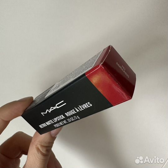 Помада MAC Dangerous