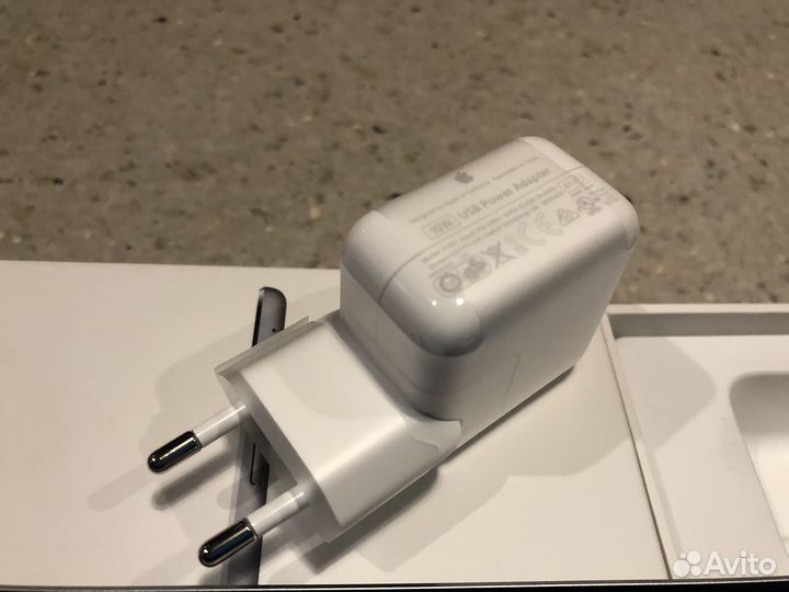 iPad mini 4 128gb cellular, (аккумулятор 100%)