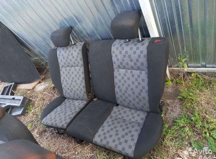 Сиденье заднее Ford Focus 2 седан