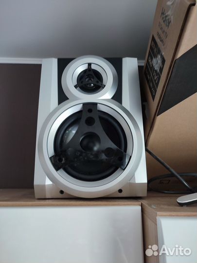 Музыкальный центр