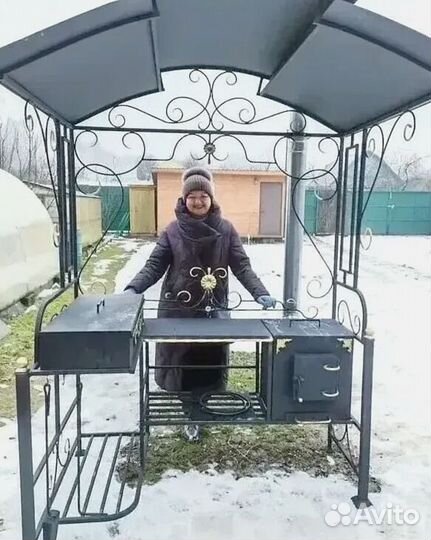 Мангальная зона с крышей