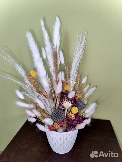 Композиция из стабилизированных цветов, сухоцветов