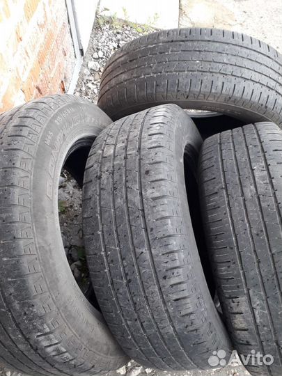 Continental ContiCrossContact LX 215/65 R16 и 215/65 R16 98H