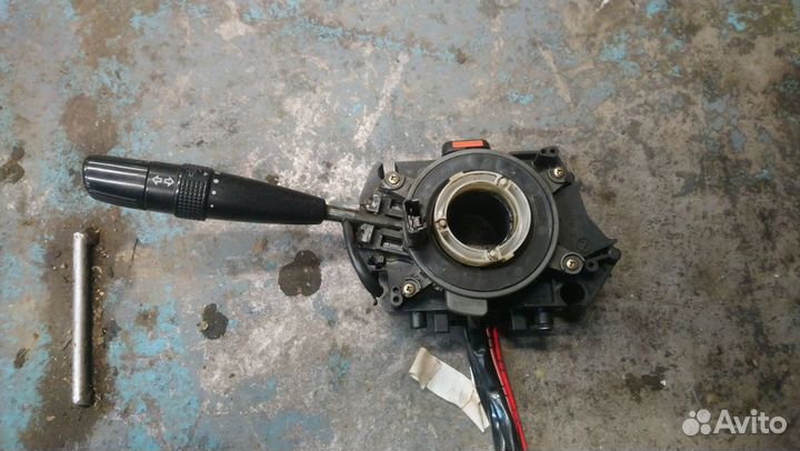 Подрулевой переключатель Subaru Legacy BG EJ25D