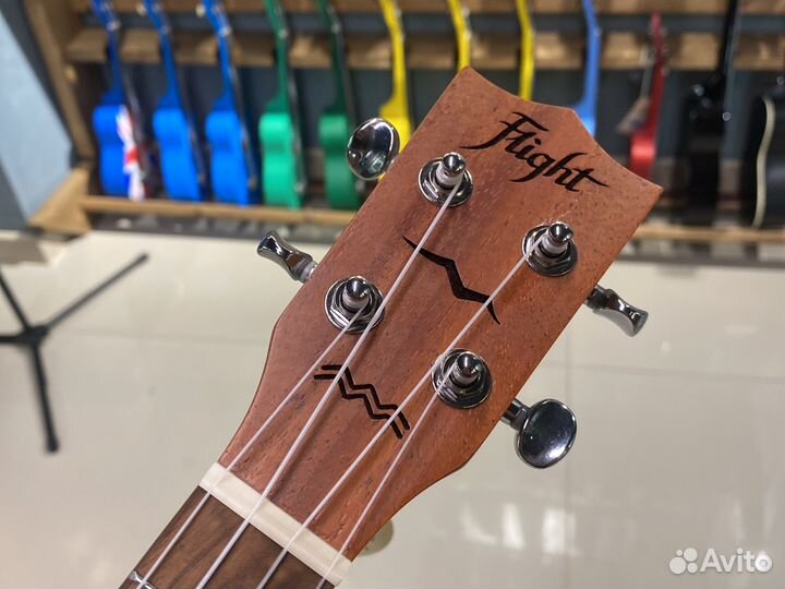 Flight Duc323 Электроукулеле