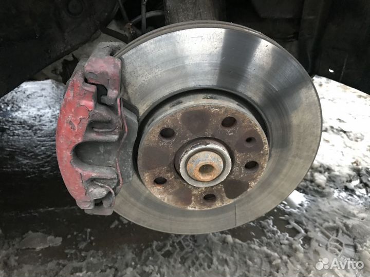 Ауди а6 передние тормозные Суппорта