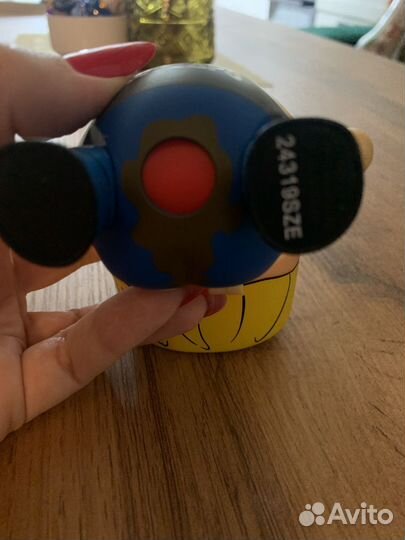 Коллекционная фигурка геройчика