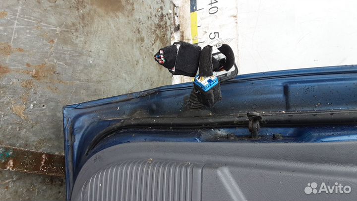 Дверь передняя правая hyundai tucson JM 2005