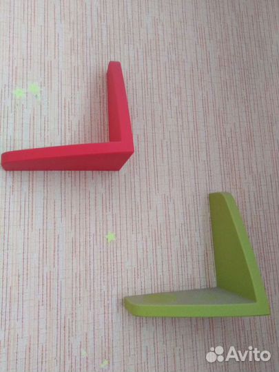 Полки стеллажи в детскую