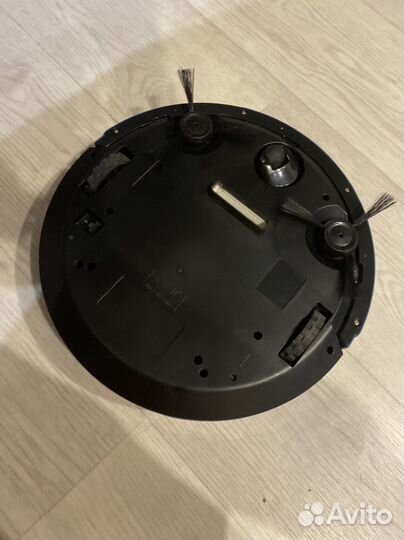 Робот пылесос