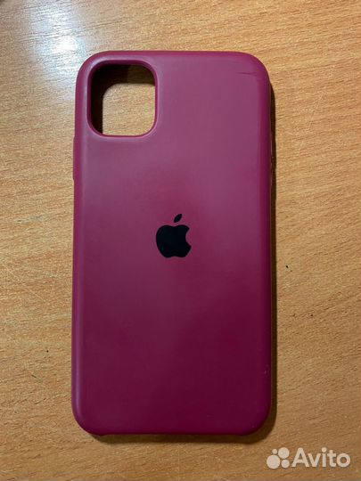 Чехол на iPhone 11