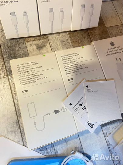 Зарядка на iPhone новые /шнур, комлект
