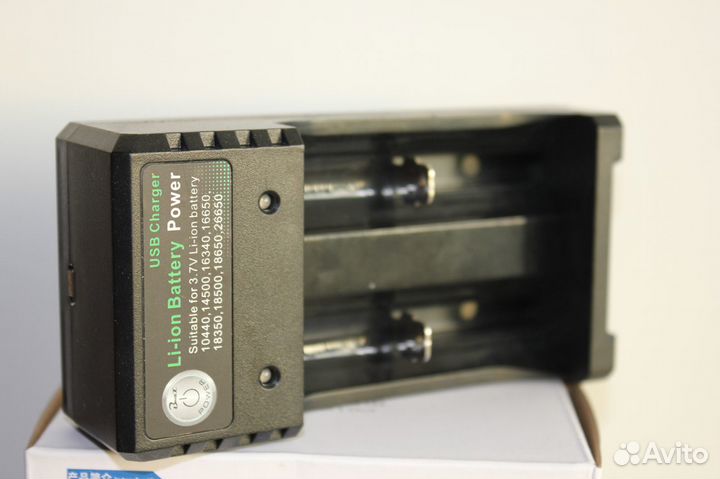 Зарядное устройство 1000 mA на 2 батарей